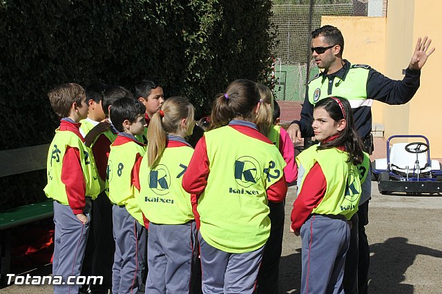 Cerca de 2.400 alumnos participan este curso 2012/13 en el programa de Educacin Vial - 8