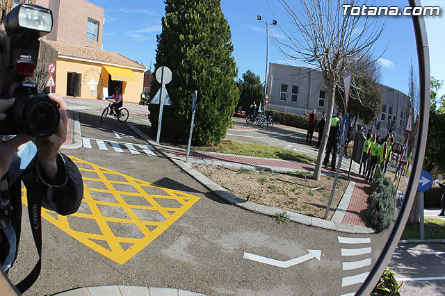 Cerca de 2.400 alumnos participan este curso 2012/13 en el programa de Educacin Vial - 28