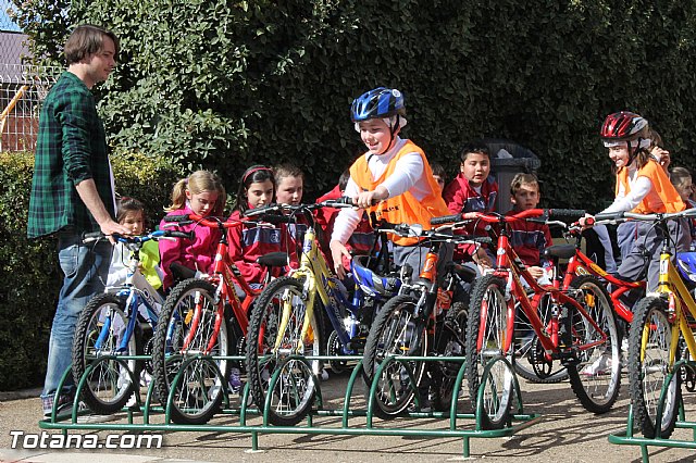 Cerca de 2.400 alumnos participan este curso 2012/13 en el programa de Educacin Vial - 33