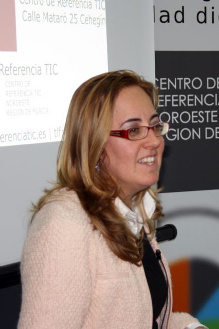 Manuela Marín anima a las mujeres a emprender y crear sus propias empresas - 3, Foto 3