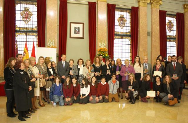 El Alcalde entrega los galardones a quienes ayudan para construir una Murcia en igualdad - 1, Foto 1
