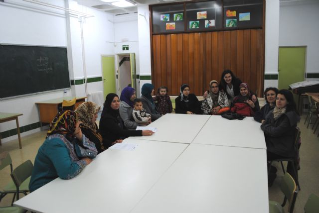 Radio ECCA Fundación desarrolla un programa escolar de apoyo personal y familiar en Murcia - 2, Foto 2