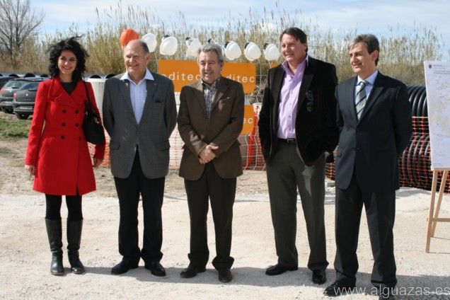 El Consejero de Agricultura y Agua y los Alcaldes de Alguazas y Ceutí visitan las obras de construcción - 3, Foto 3