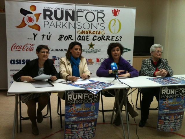 La Asociación de Enfermos del Parkinson de Lorca anima a los ciudadanos a participar en la carrera por esta enfermedad que se celebrará en Murcia - 1, Foto 1