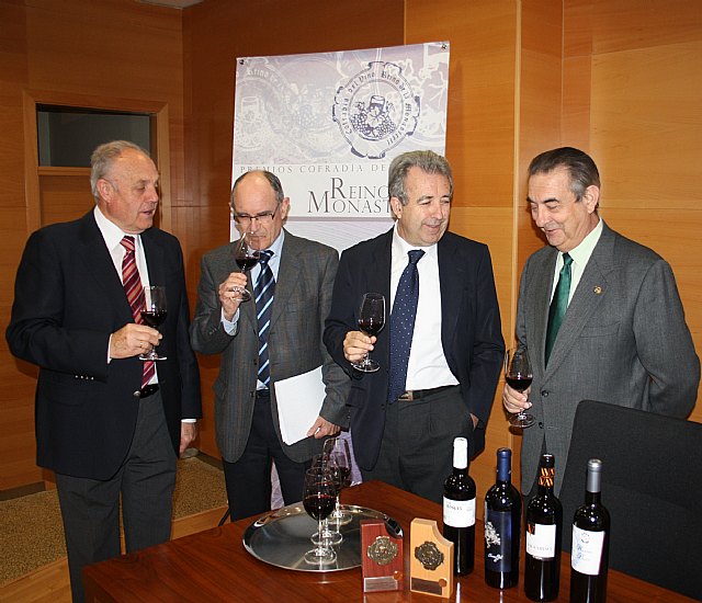 El XIII Concurso de la Cofradía del Reino de la Monastrell seleccionará en ´cata a ciegas´ los mejores vinos elaborados con esta variedad - 1, Foto 1