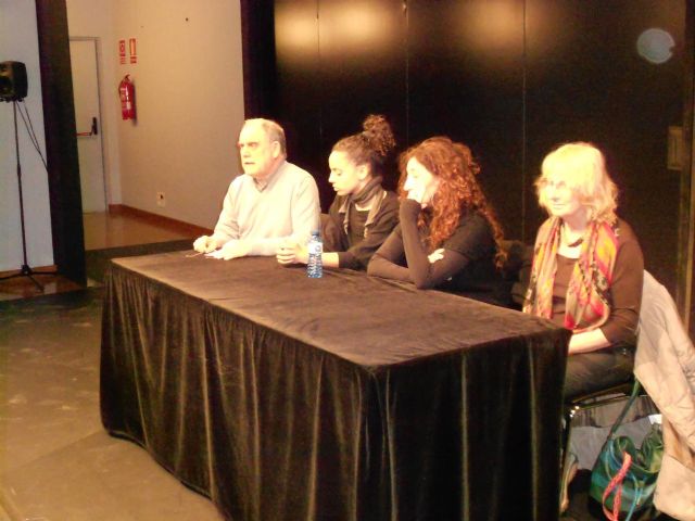 Teatro Circo Murcia acoge una conferencia-coloquio sobre la representación de Antígona Oriental - 1, Foto 1