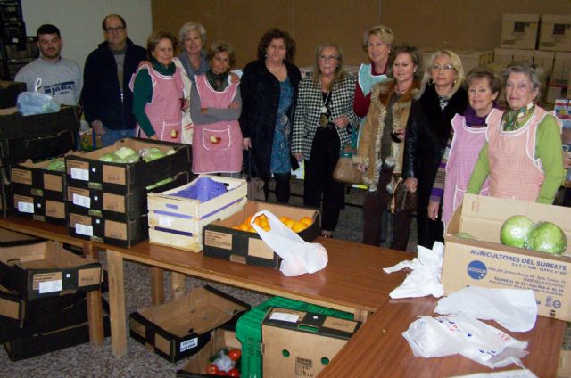 La edil de Consumo y Servicios Sociales visita la Asociación Betania de Águilas - 2, Foto 2