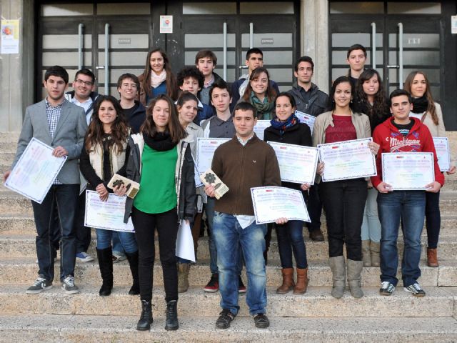 Ganadores de las olimpiadas de Química y Geografía - 2, Foto 2