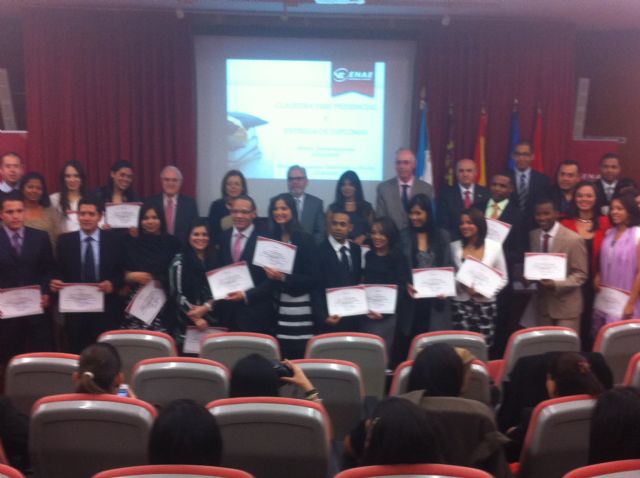 ENAE Business School entrega los diplomas a sus Alumnos Internacionales - 1, Foto 1