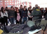 Alumnos de Criminología de la UMU visitan a la Guardia Civil de Murcia