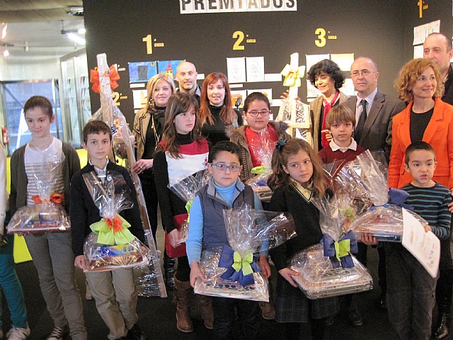 Entrega de premios del concurso de dibujo escolar Dibuja tu barrio ¿Cómo lo mejorarías? - 1, Foto 1