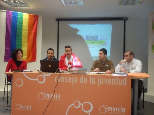 El “armario” es otra forma de violencia en las aulas - 1, Foto 1