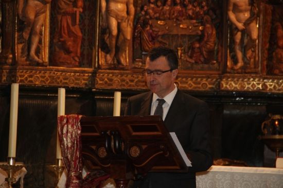 El Consejero de Universidades, Empresa e Investigación, Don José Ballesta, fue el encargado de pregonar la Semana Santa 2013 - 3, Foto 3