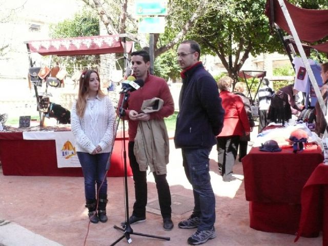 Artesanía y música se fusionaron para festejar el Día de San José, en el II Encuentro de Artesanía de Semana Santa - 3, Foto 3