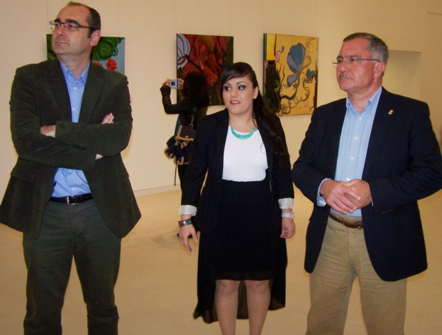 La aguileña Irina Cazorla muestra su obra en el Auditorio Infanta Doña Elena - 1, Foto 1