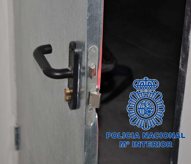 La Policía Nacional arresta a cuatro menores como presuntos responsables de más de cien robos en trasteros - 1, Foto 1