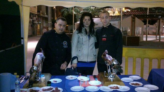 Hostemar se estrena saliendo a la calle - 1, Foto 1