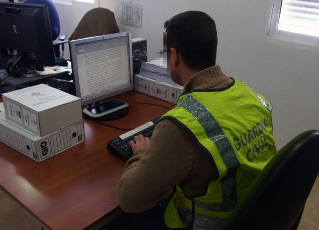 La Guardia Civil esclarece una trama de facturacin fraudulenta de piezas de recambio, Foto 3
