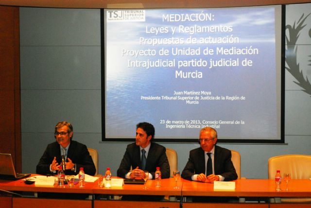 Juan Martínez Moya y José Antonio Galdón clausuran el primer curso realizado en España de ingenieros formados para ser mediadiores judiciales - 2, Foto 2