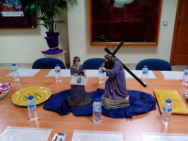 La Vernica inaugura un espectacular mural en su Casa-Sede - 2