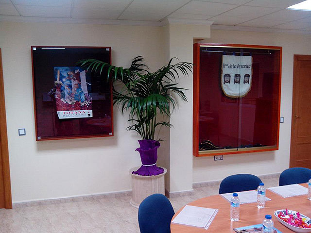 La Vernica inaugura un espectacular mural en su Casa-Sede - 4