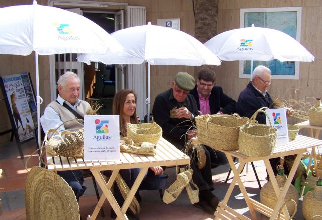 La concejalía de Turismo de Águilas unifica la imagen de los artesanos del esparto - 2, Foto 2
