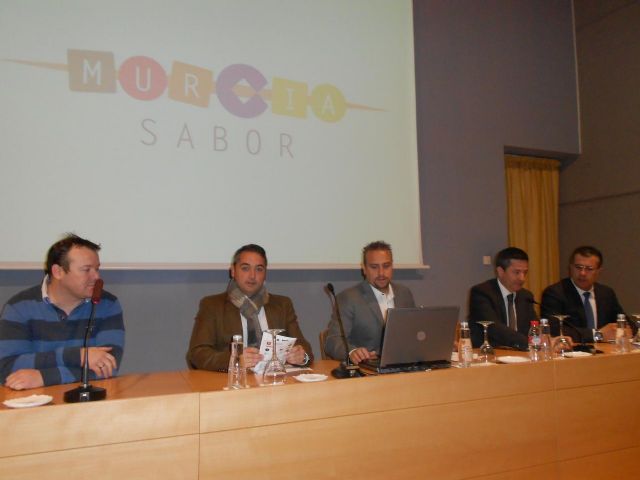 Gastronomía, música y animación en la primera edición Murcia Sabor en el Cuartel de Artillería - 3, Foto 3