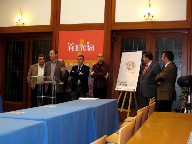 El Alcalde Cámara convoca a miles de murcianos y turistas a celebrar el 5° Día del Pastel de Carne en la plaza de Belluga - 2, Foto 2