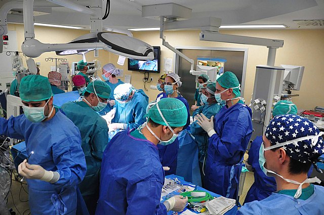 La Arrixaca realiza la primera cirugía EXIT en la Región a un feto de 34 semanas - 1, Foto 1