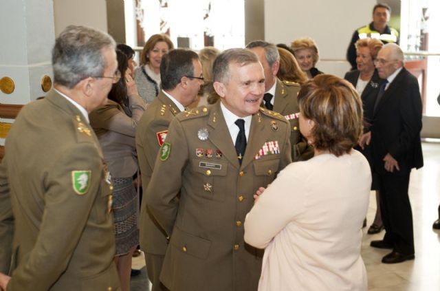 La alcaldesa recibe a los coroneles de Artillería vinculados al San Juan Californio - 3, Foto 3