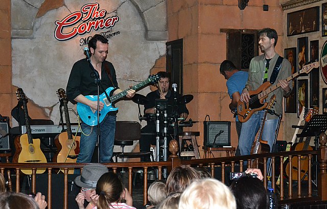 Los alumnos del Aula de Música Moderna de San Pedro del Pinatar ofrecen su primer concierto - 2, Foto 2