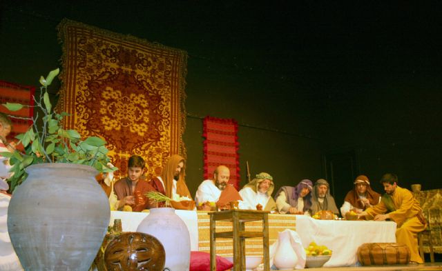 Unas dos mil personas asistieron a la representación de la Pasión Viviente de Lorquí - 1, Foto 1