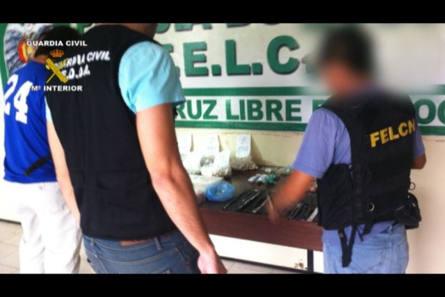 La Guardia Civil desarticula una red que introducía cocaína en España procedente de Bolivia - 4, Foto 4
