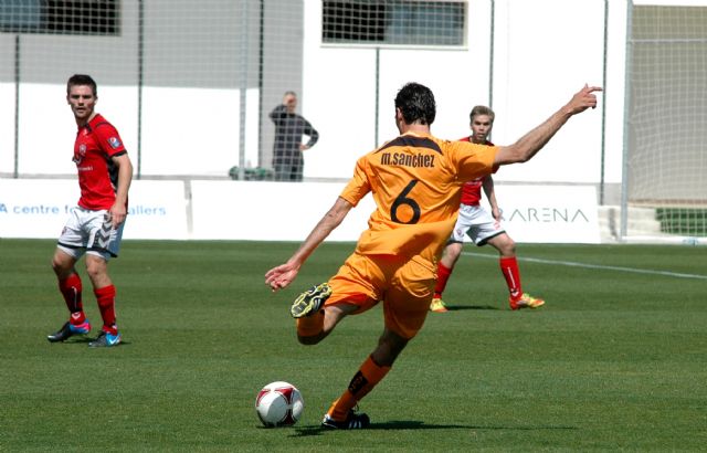 El Valur islandés supera al Cartagena en Pinatar Arena - 3, Foto 3