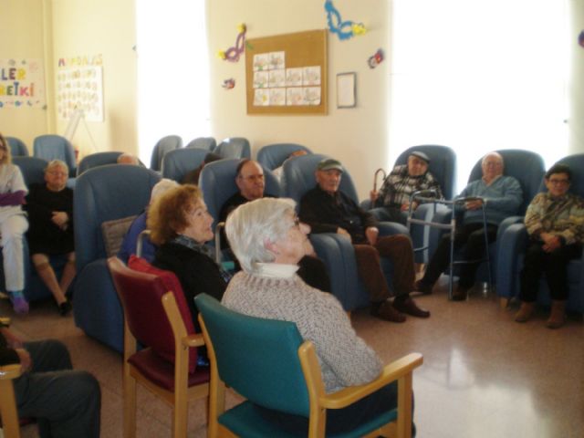 Mayores de El Algar practican Horticoterapia - 1, Foto 1