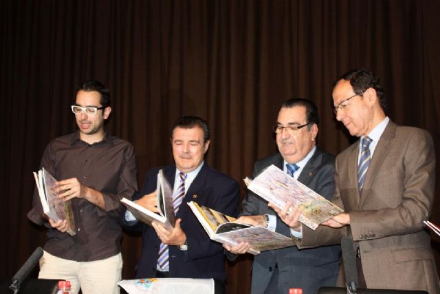 Cámara desea una semana espléndida y que disfrutemos como mejor sabemos hacer estos días: tocando el pito - 3, Foto 3