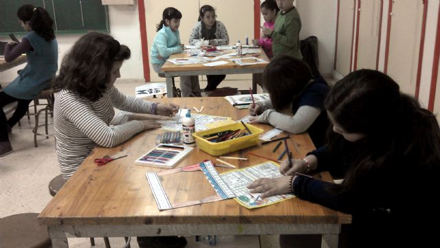 Clausurados los talleres juveniles de manualidades y danza torreños de Semana Santa - 3, Foto 3