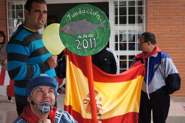 El Grupo Sardinero Baco visita el Centro Ocupacional José Moya Trilla acercando las Fiestas de Primavera a los usuarios, Foto 6