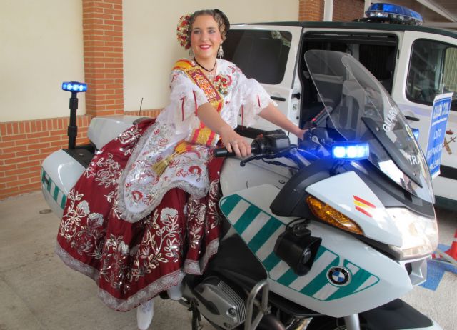 La Reina de la Huerta 2013 y sus damas de honor visitan las instalaciones de la Guardia Civil de Murcia - 3, Foto 3