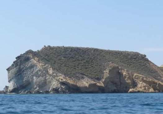 Cruz Roja de Águilas rescata a un senderista accidentado en el Cabezo Negro en el límite entre las provincias de Murcia y Almería - 1, Foto 1