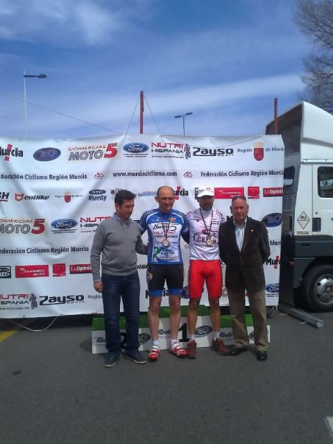 Juan Antonio Sanchez of Santa Eulalia CC obtained excellent results in the regional championship adapted cycling, Foto 1