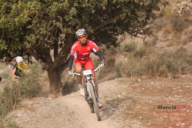 Juan Antonio Sánchez del C.C. Santa Eulalia obtuvo excelentes resultados en el campeonato regional de ciclismo adaptado, Foto 2