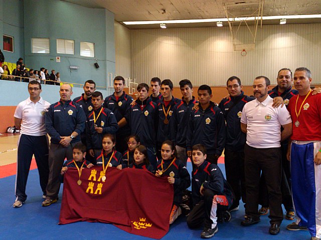 El Club Budoka Deportivo Budoka de Torre-Pacheco consigue tres oros, una plata y un bronce en el Campeonato de España Kick Boxing - 1, Foto 1