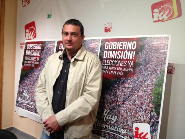 IU-Verdes presenta una campaña para exigir la dimisión del Gobierno - 1, Foto 1