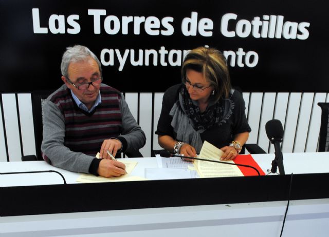 El Ayuntamiento torreño y el Proyecto Abraham continuarán colaborando en la recogida selectiva de ropa, calzado y juguetes - 2, Foto 2