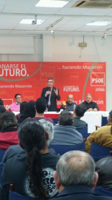 El pasado viernes visit Mazarrn el Senador Socialista Ramn Ortiz Molina, invitado por la Agrupacin local del PSRM-PSOE, Foto 1