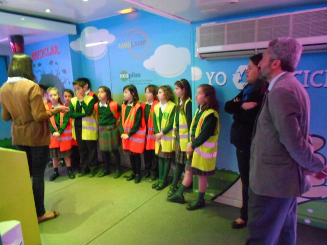 Escuela para que más de 450 escolares aprendan a reciclar - 1, Foto 1