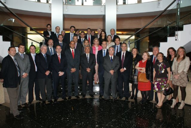 Antonio Abril defiende ante los directivos de Adimur el actual modelo de farmacia por ser modélico en todas sus facetas - 2, Foto 2