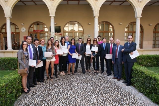 Más de 50 alumnos completan la tercera edición del curso de dirección de empresas familiares - 1, Foto 1