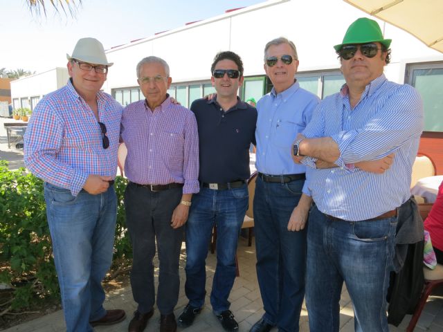 Alrededor de 300 ingenieros técnicos de Murcia comparten una Jornada Campera bajo el lema: un día sin hablar de la crisis - 1, Foto 1